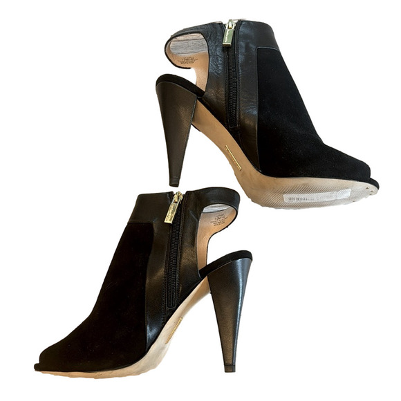 Louise et Cie Sabal Leather Peep Toe Sling Back Heeled Bootie Black 10 - Picture 2 of 8